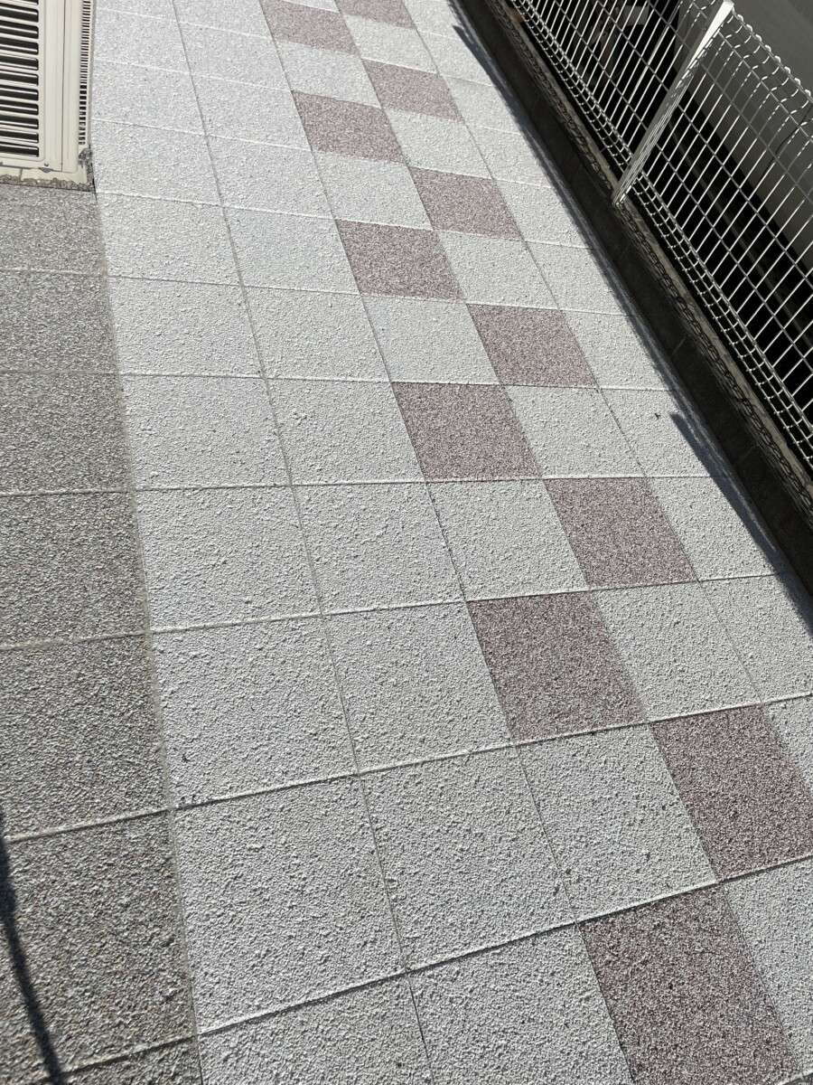 自由なパターン設計が施されたテラスの舗装仕上がり